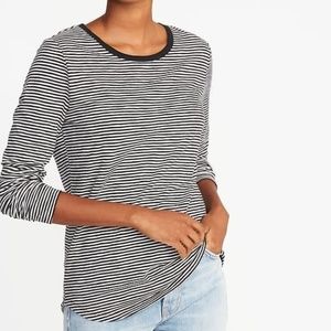 Old Navy Black and White Striped Long Sleeve Tee